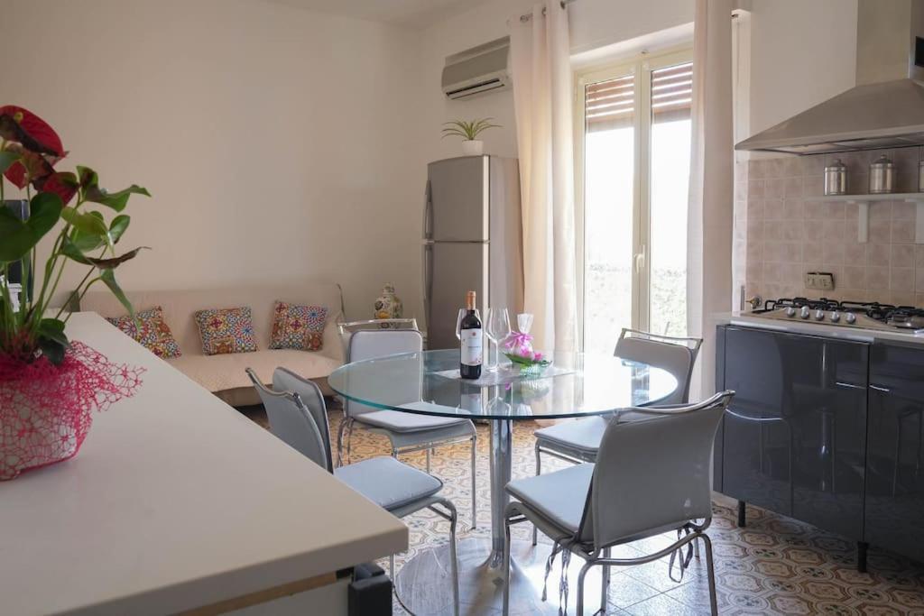 Apartamento Dolce Sicily A 2Km Dal Centro Palermo Exterior foto