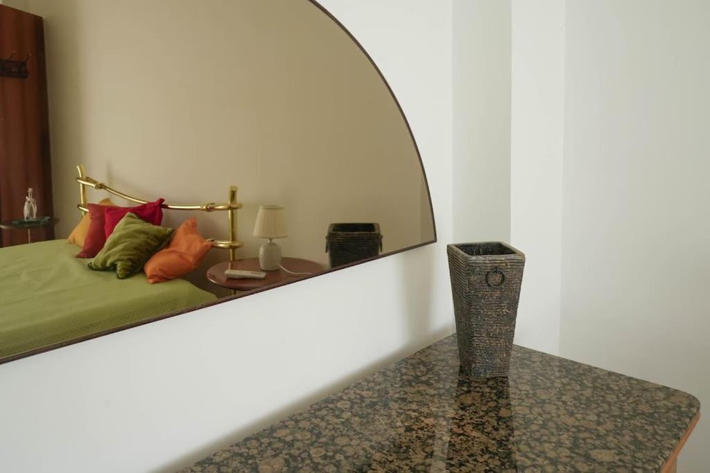 Apartamento Dolce Sicily A 2Km Dal Centro Palermo Exterior foto