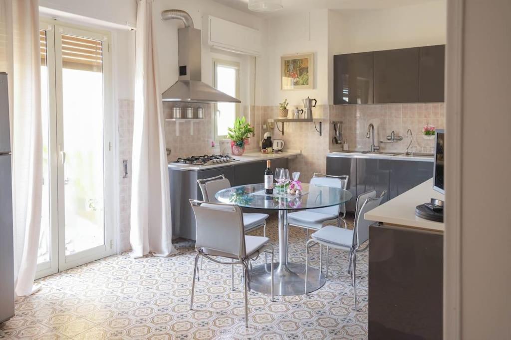 Apartamento Dolce Sicily A 2Km Dal Centro Palermo Exterior foto