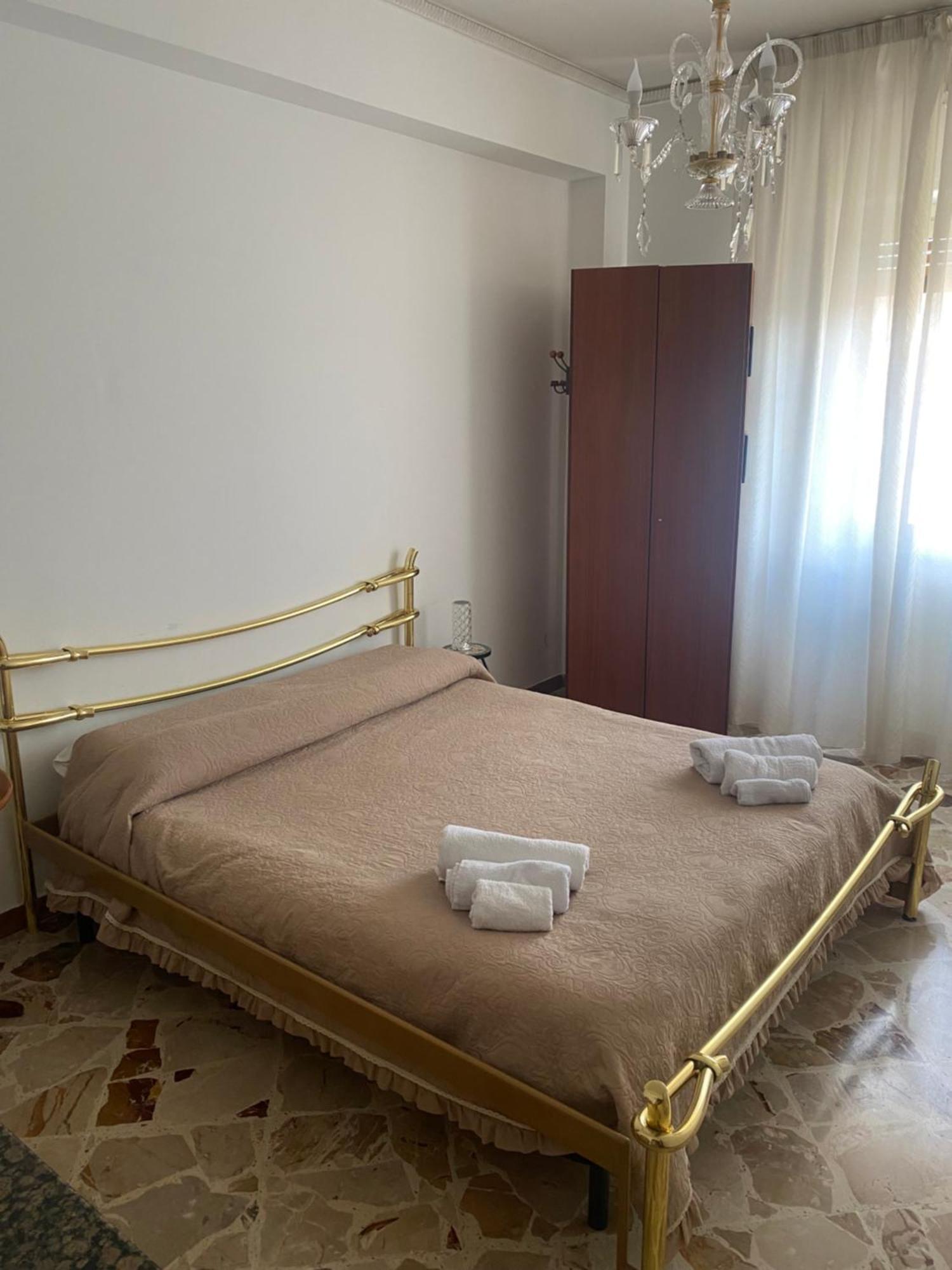 Apartamento Dolce Sicily A 2Km Dal Centro Palermo Exterior foto